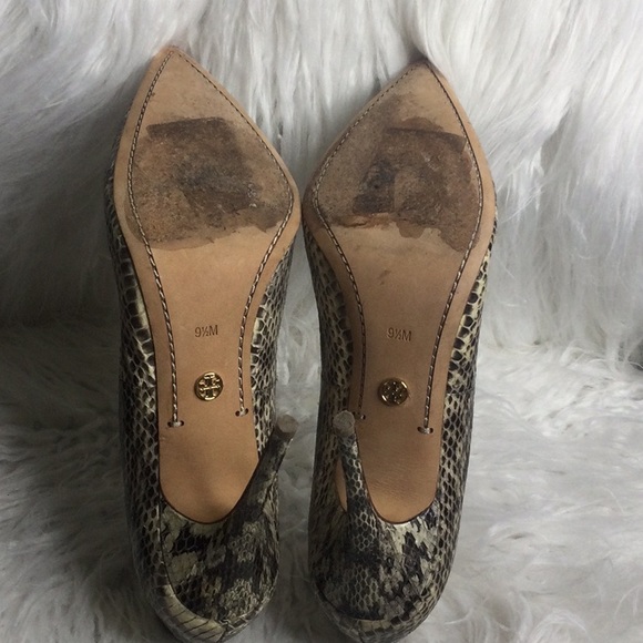 EUC Tory Burch Cecilia Snakeskin Pumps, 9.5M - Picture 7 of 15